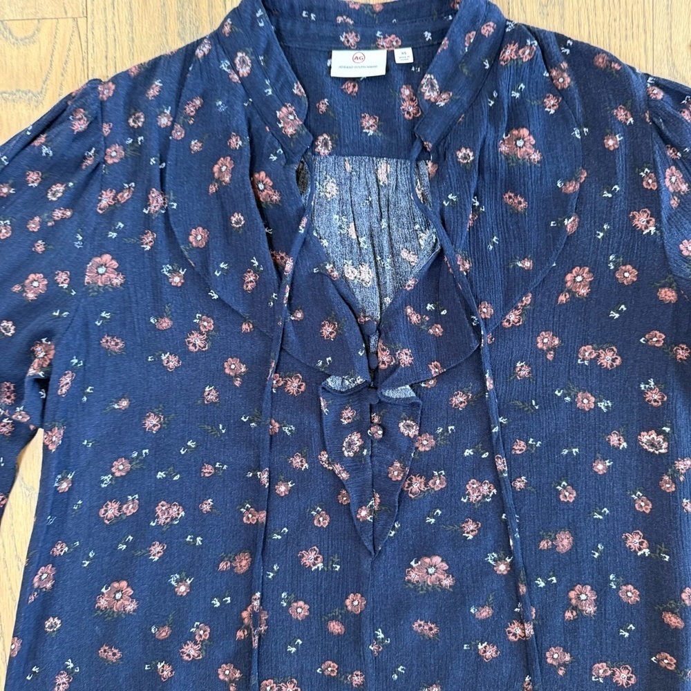 AG Adriano Goldschmied Women's Celeste Floral Navy Blouse Size X-Small - Picture 6 of 13